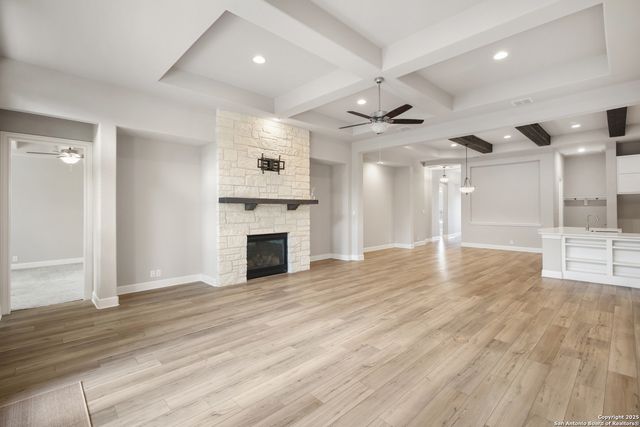 914 Gyngell Ln, San Antonio, TX 78260