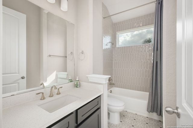 914 Gyngell Ln, San Antonio, TX 78260