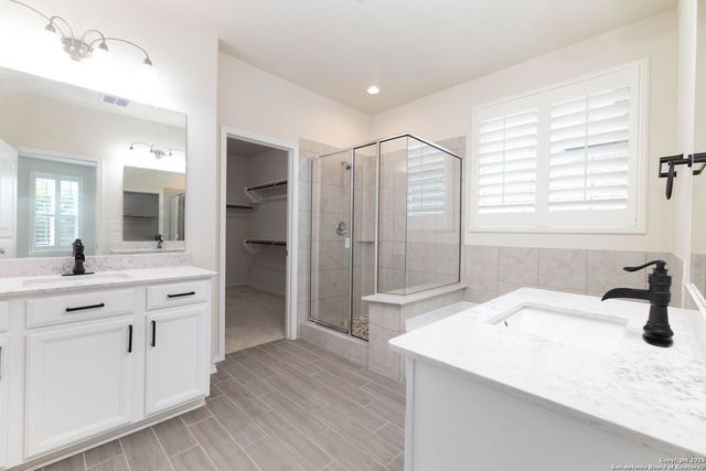 353 Aberdeen, Boerne, TX 78015