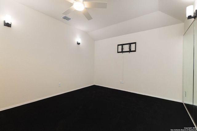 353 Aberdeen, Boerne, TX 78015