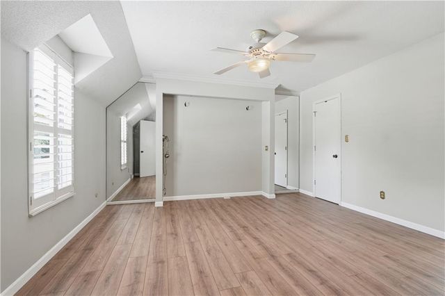 7709 W 102nd Street, Overland Park, KS 66212