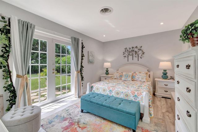 302 Venice Drive, Boynton Beach, FL 33426
