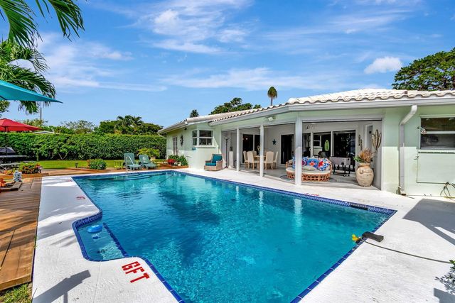 302 Venice Drive, Boynton Beach, FL 33426