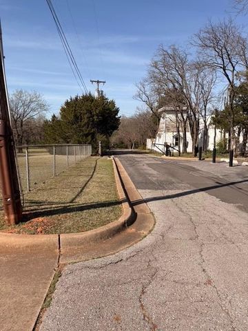 527 NE 63RD Street, Oklahoma City, OK 73105