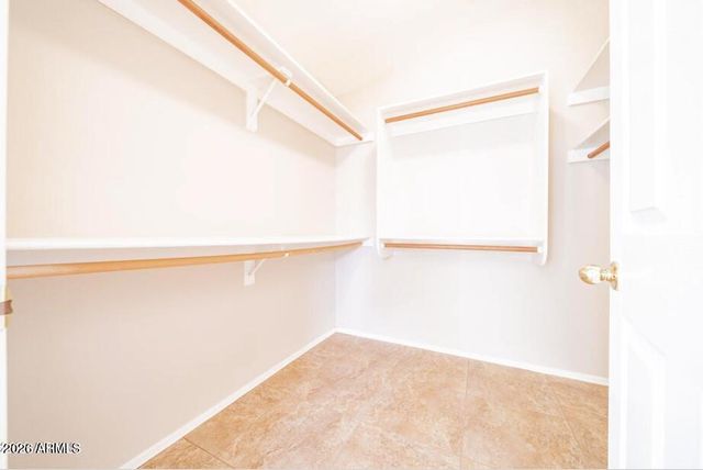 8909 W DAVIS Road, Peoria, AZ 85382