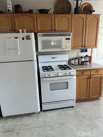 1108 N Kenmore Avenue, Los Angeles, CA 90029