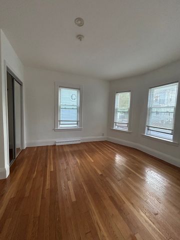 15 Bolster 1, Everett, MA 02149