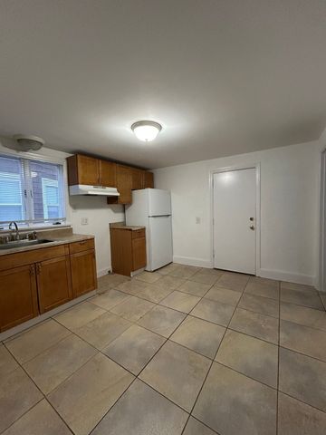 15 Bolster 1, Everett, MA 02149