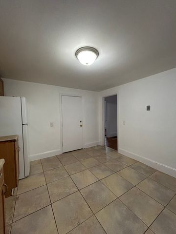 15 Bolster 1, Everett, MA 02149