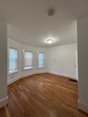 15 Bolster 1, Everett, MA 02149