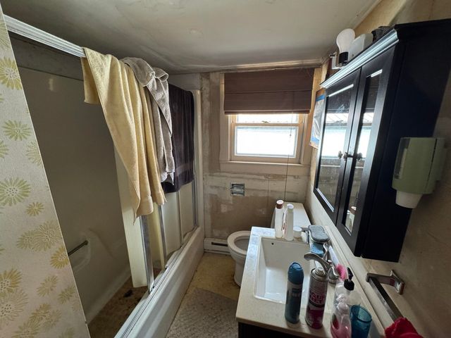 66 Winter Street, Newport, NH 03773