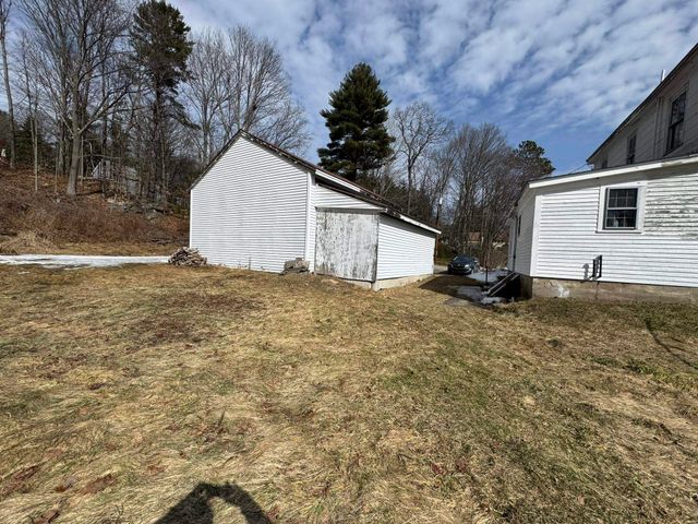 66 Winter Street, Newport, NH 03773