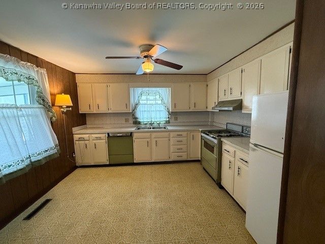 3308 Staunton Avenue Se, Charleston, WV 25304