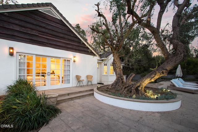 3390 Lombardy Road, Pasadena, CA 91107