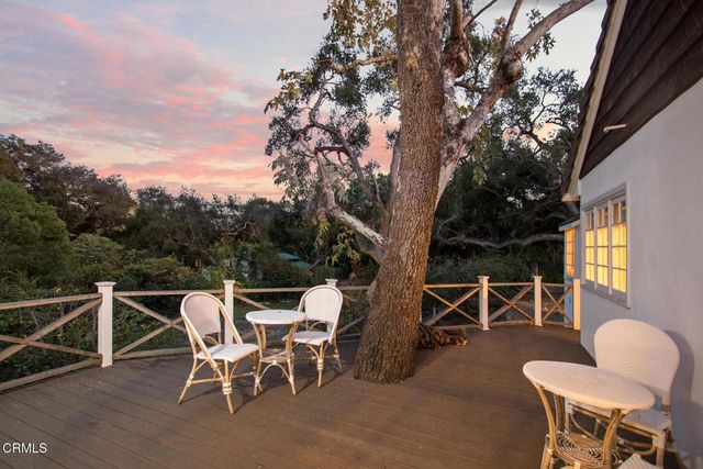 3390 Lombardy Road, Pasadena, CA 91107