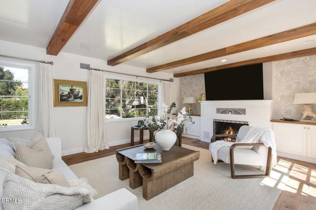 3390 Lombardy Road, Pasadena, CA 91107