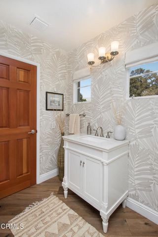 3390 Lombardy Road, Pasadena, CA 91107