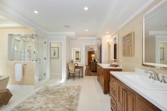 3390 Lombardy Road, Pasadena, CA 91107