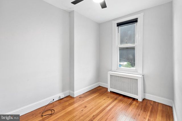 2529 E ALBERT ST, Philadelphia, PA 19125