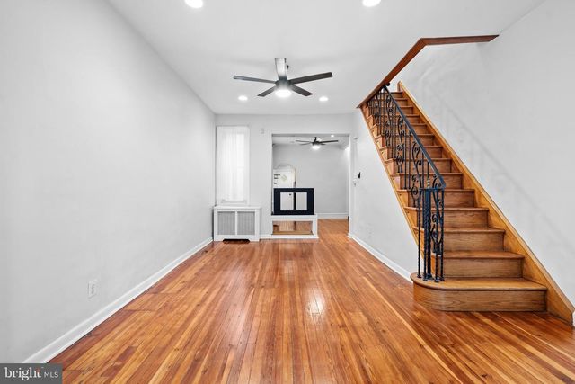 2529 E ALBERT ST, Philadelphia, PA 19125