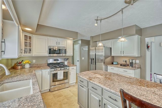 6131 La Frank Drive, Ontario, NY 14519