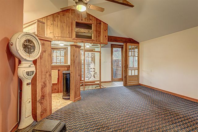 1209 Overlook CIR, Spicewood, TX 78669