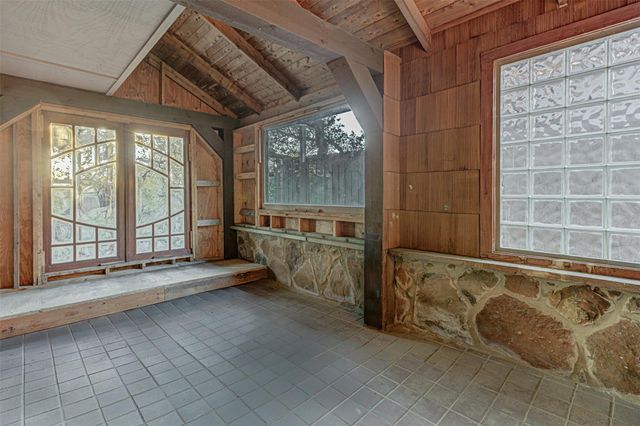 1209 Overlook CIR, Spicewood, TX 78669