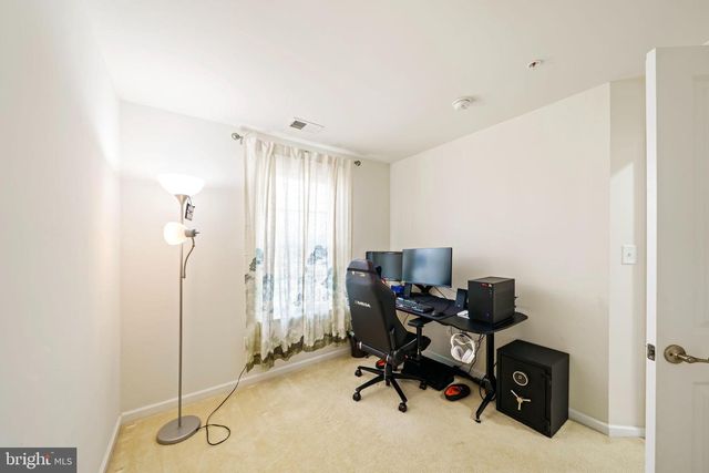 1816 HONEYSUCKLE CT, Downingtown, PA 19335