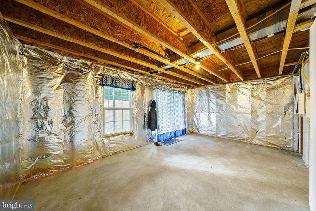 1816 HONEYSUCKLE CT, Downingtown, PA 19335