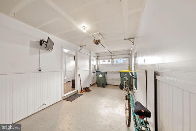 1816 HONEYSUCKLE CT, Downingtown, PA 19335