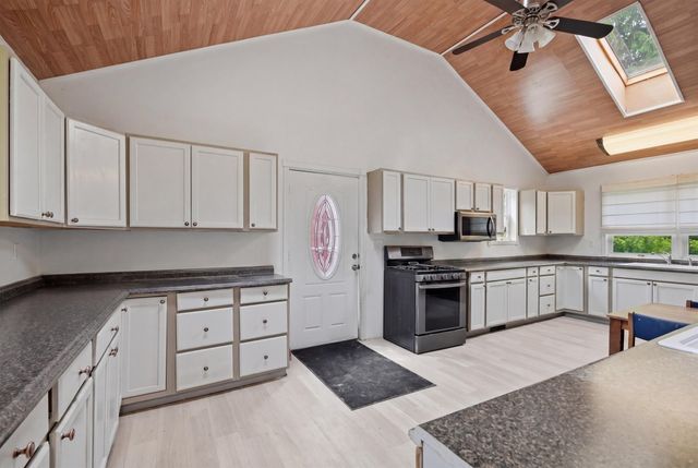 4142 PINE Avenue, Erie, PA 16504