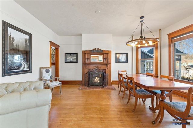 735 8th Street, Spearfish, SD 57783