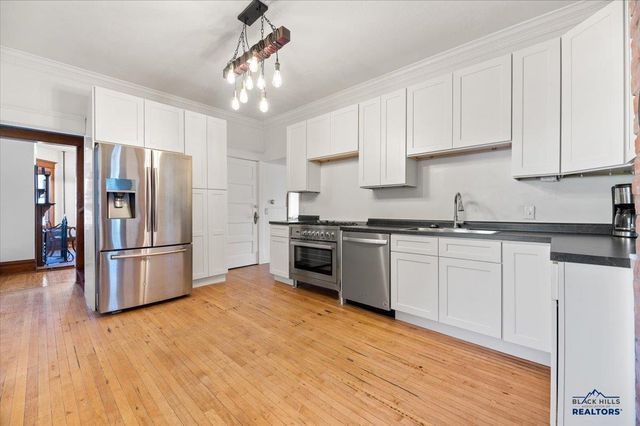 735 8th Street, Spearfish, SD 57783