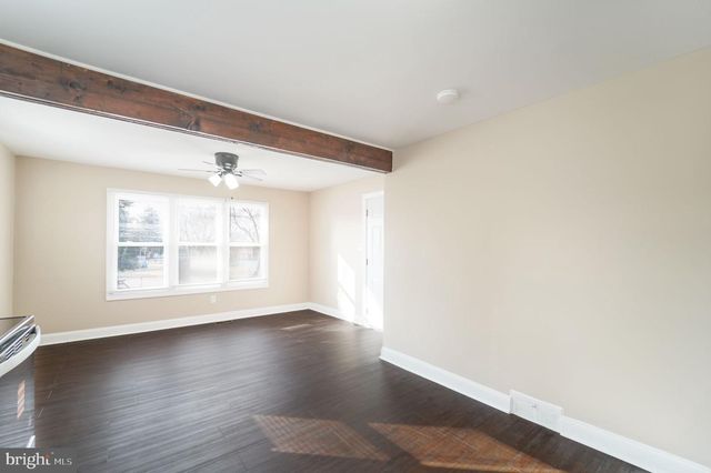 820 MARKET ST, Mount Ephraim, NJ 08059