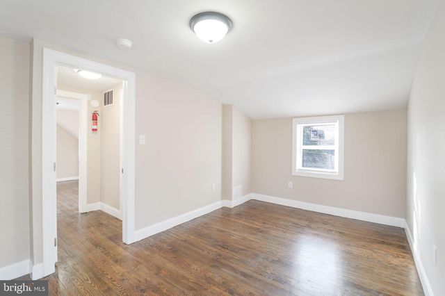 820 MARKET ST, Mount Ephraim, NJ 08059