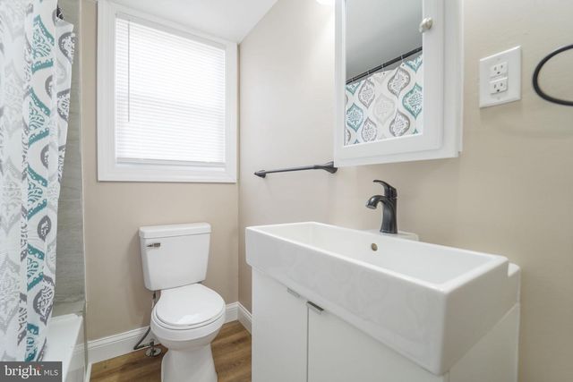 820 MARKET ST, Mount Ephraim, NJ 08059