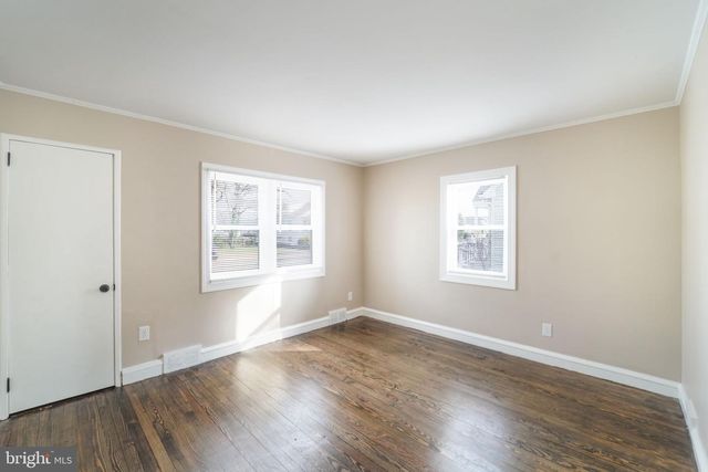 820 MARKET ST, Mount Ephraim, NJ 08059