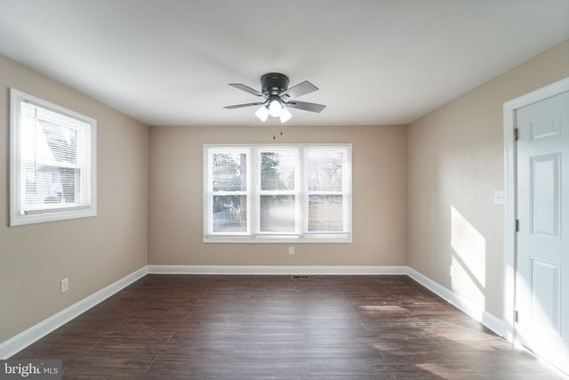 820 MARKET ST, Mount Ephraim, NJ 08059