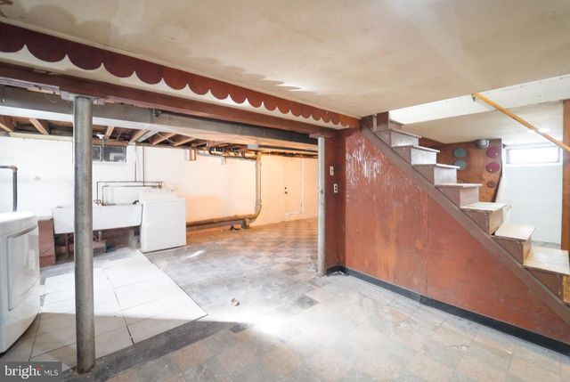 820 MARKET ST, Mount Ephraim, NJ 08059