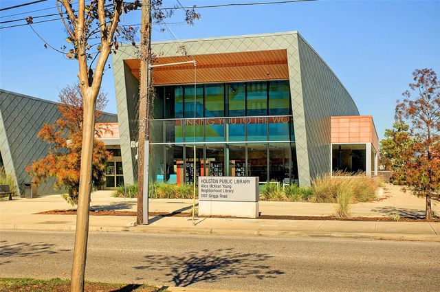 3462 Simmons Street, Houston, TX 77004