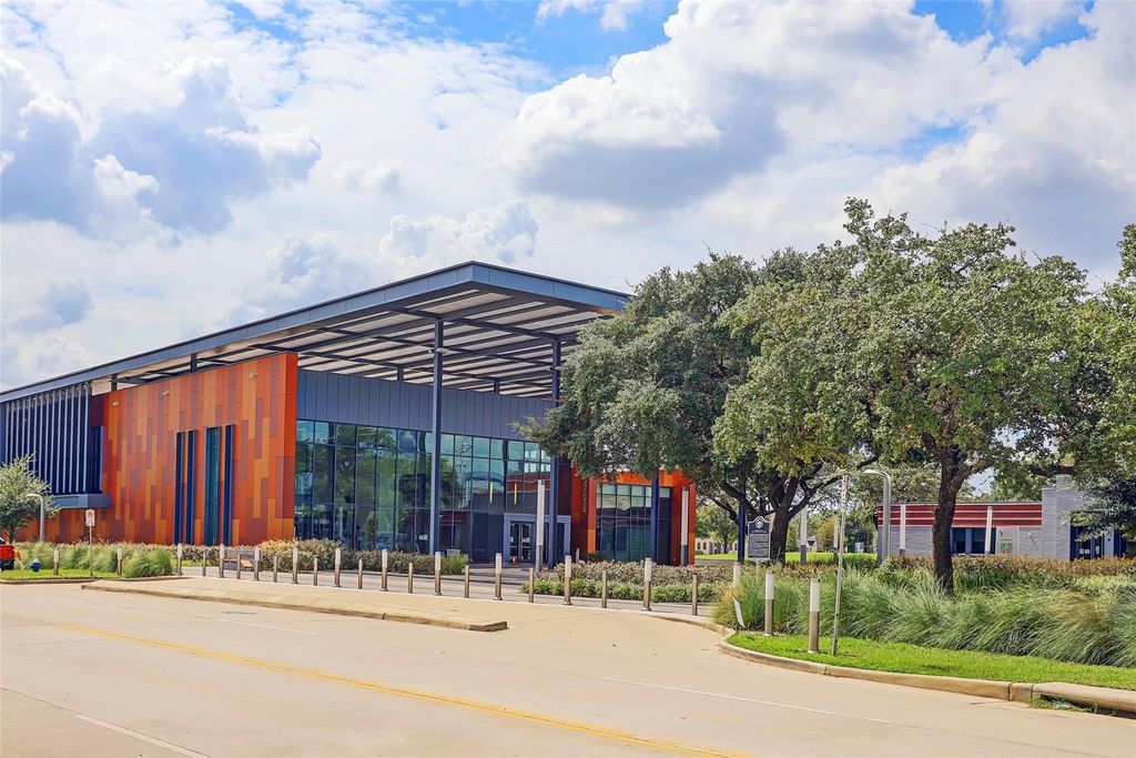3462 Simmons Street, Houston, TX 77004