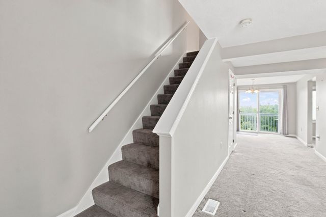 2604 Lewis O Gray Dr 2604, Saugus, MA 01906
