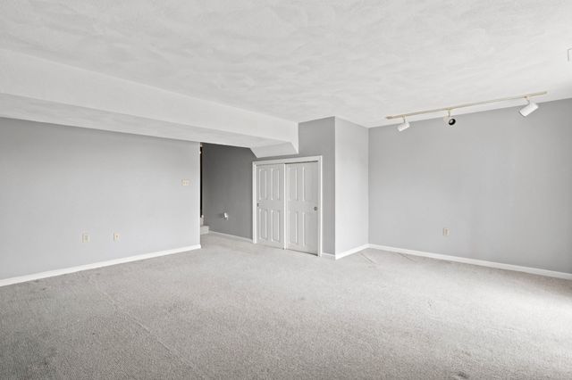 2604 Lewis O Gray Dr 2604, Saugus, MA 01906