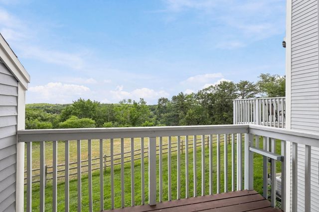 2604 Lewis O Gray Dr 2604, Saugus, MA 01906