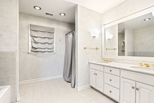 312 Westridge Road, Joliet, IL 60431