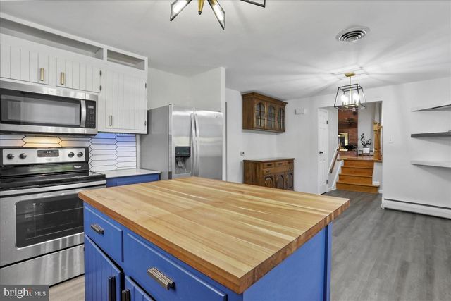 7510 SOMERSET TER, Frederick, MD 21702