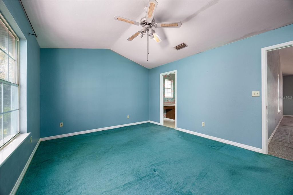 Image 30 of property listing at 3543 NW 84TH WAY, Gainesville, FL 32606