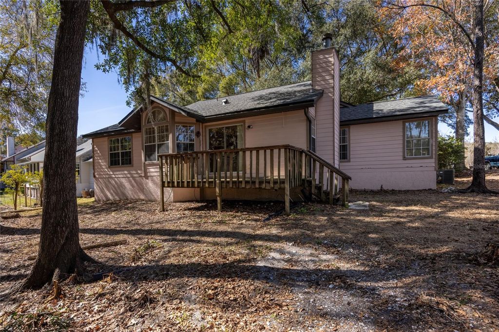 Image 40 of property listing at 3543 NW 84TH WAY, Gainesville, FL 32606