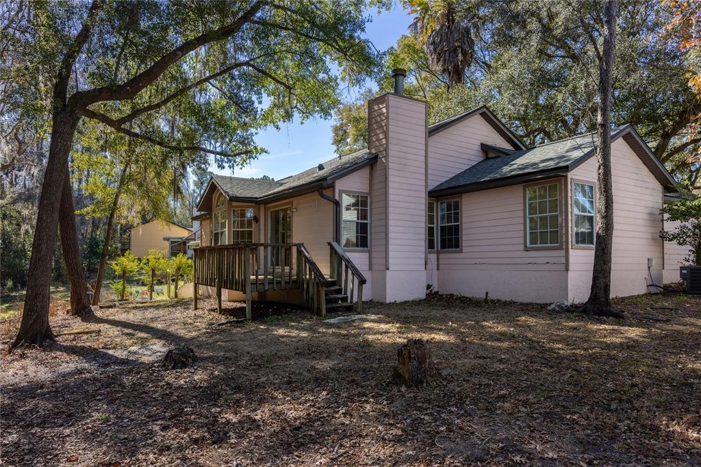 Image 41 of property listing at 3543 NW 84TH WAY, Gainesville, FL 32606