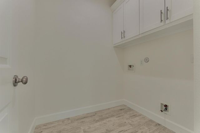 1718 Eastvale Drive, Spring, TX 77386